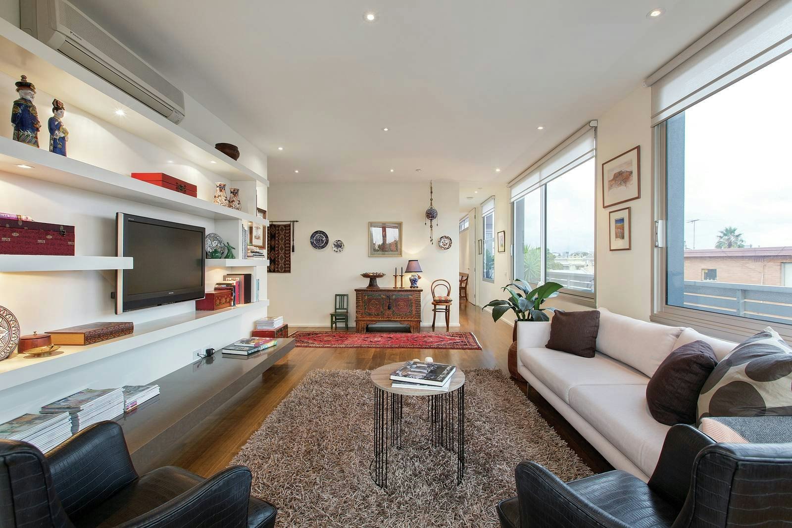 3 Faussett Street, Albert Park, VIC