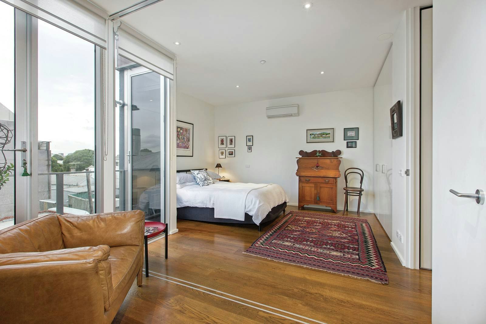 3 Faussett Street, Albert Park, VIC