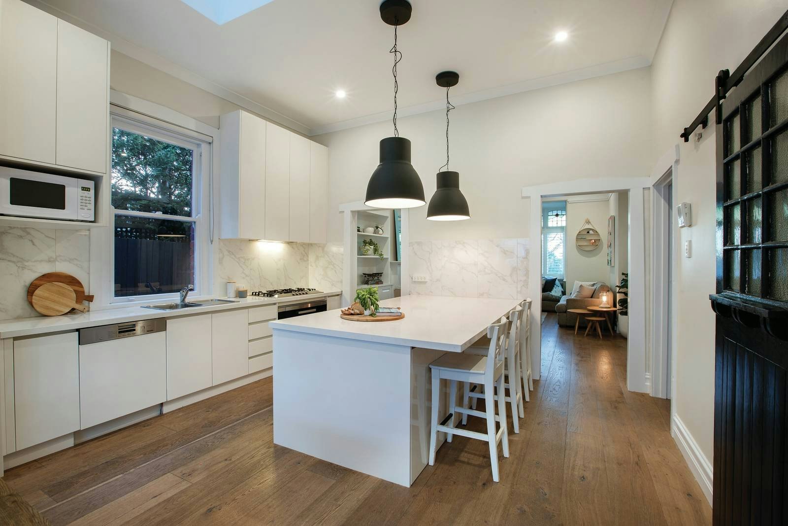 2 Martin Crescent, Glen Iris, VIC