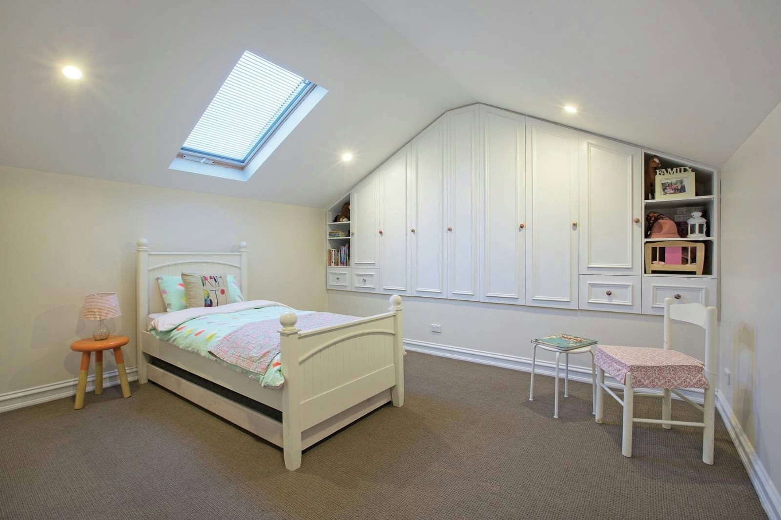 2 Martin Crescent, Glen Iris, VIC