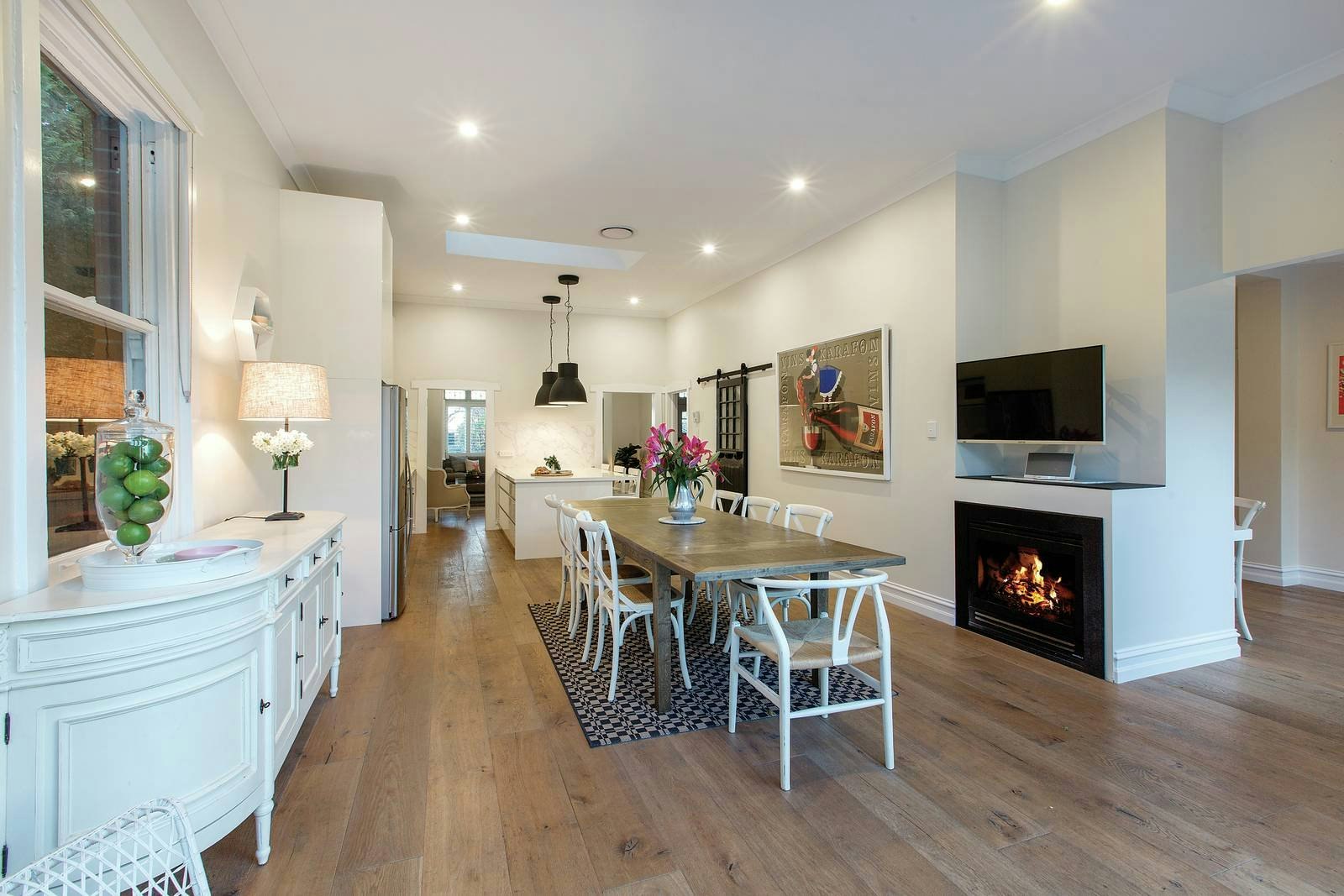 2 Martin Crescent, Glen Iris, VIC