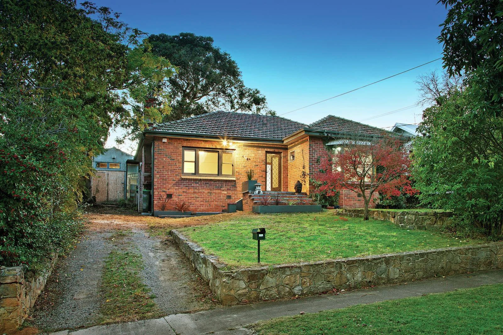 18 Glendale Street, Surrey Hills, VIC