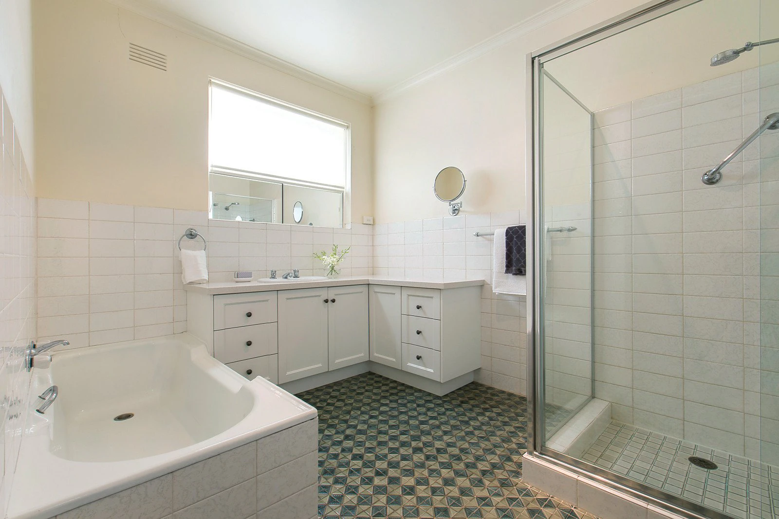 3/423 Glenferrie Road, Malvern, VIC