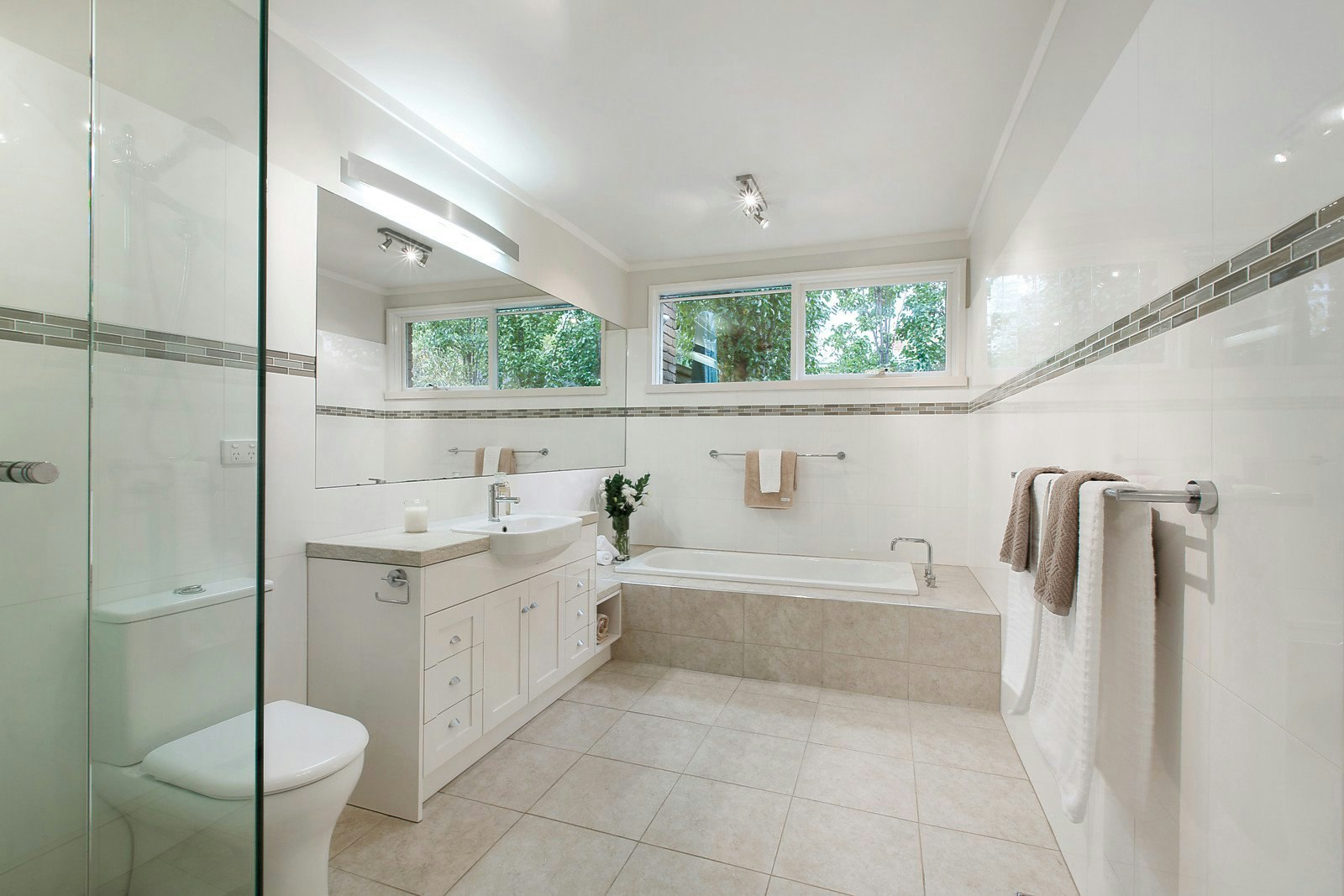 10 Woodmason Street, Malvern, VIC