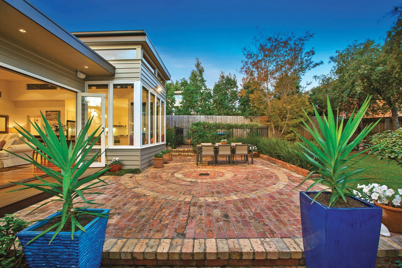 8 White Street, Glen Iris, VIC