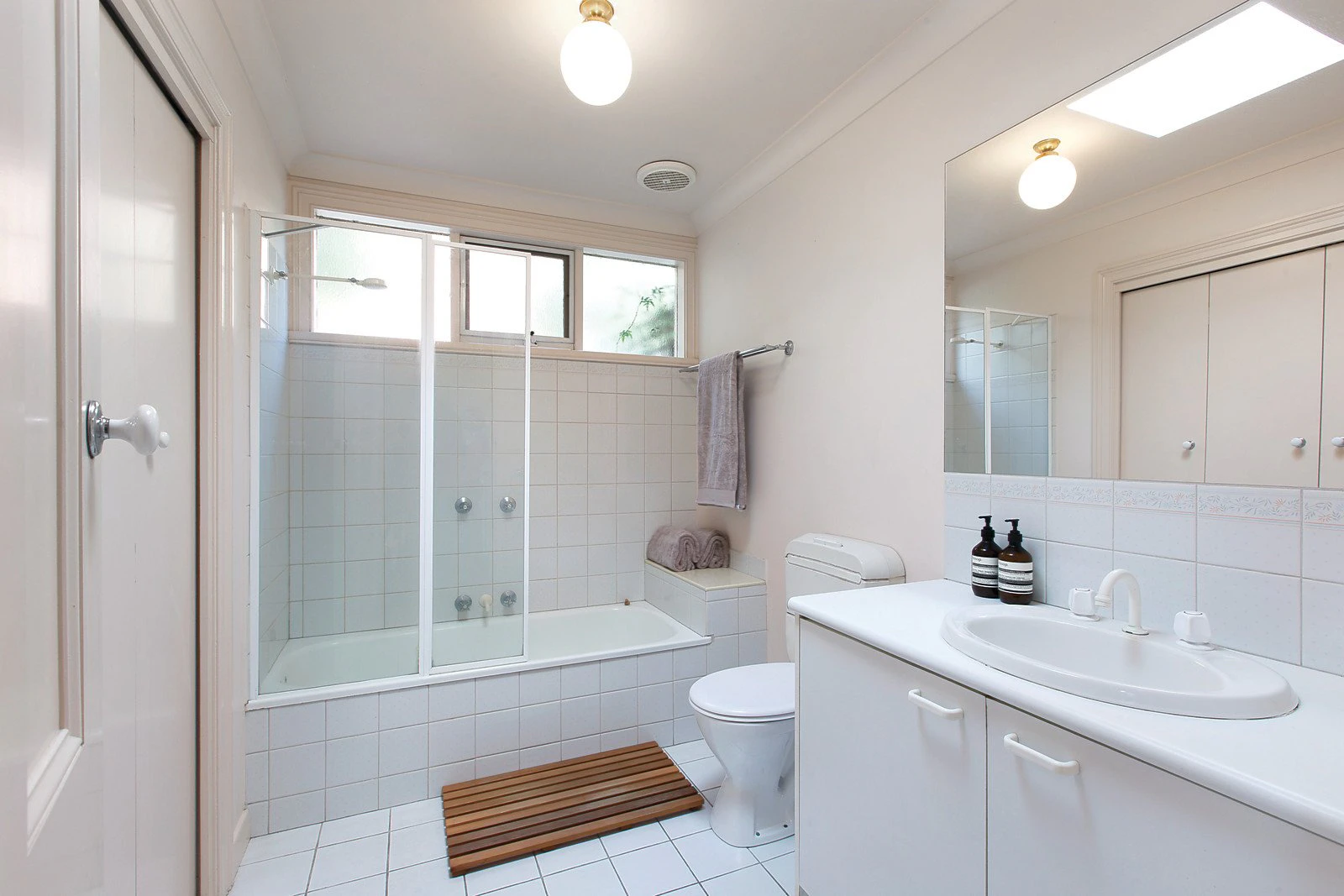 36 Ashworth Street, Albert Park, VIC