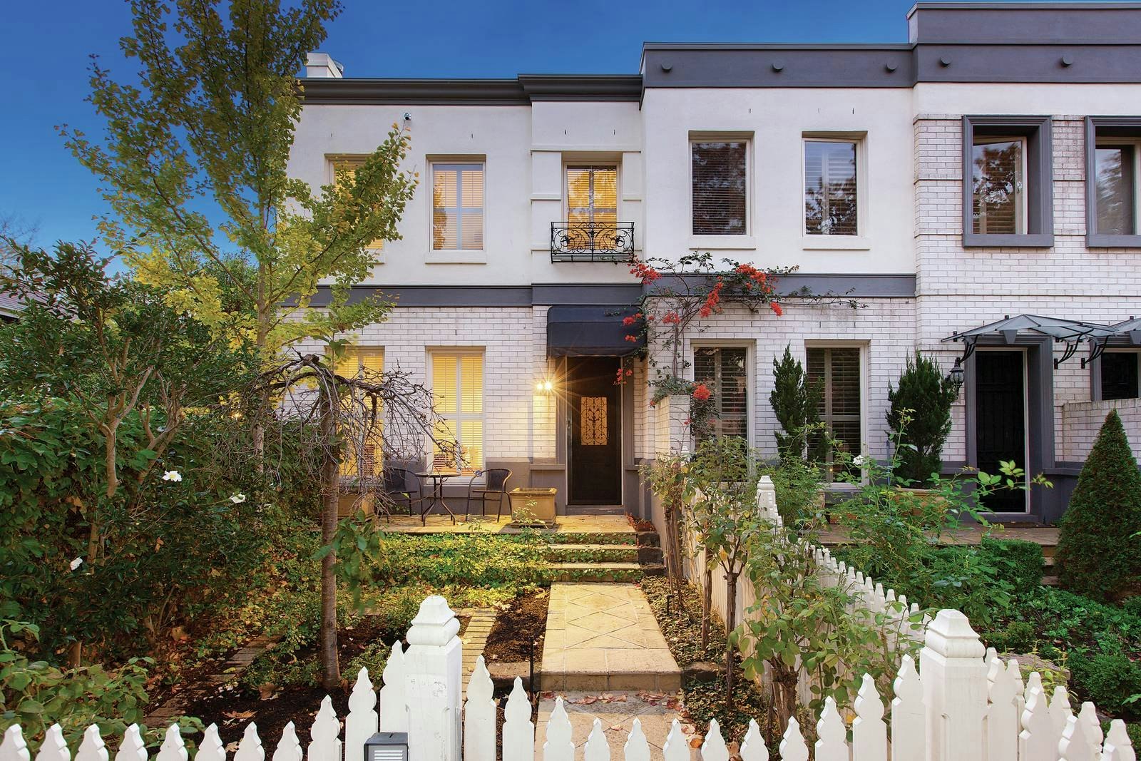 1/13 Denbigh Road, Armadale, VIC