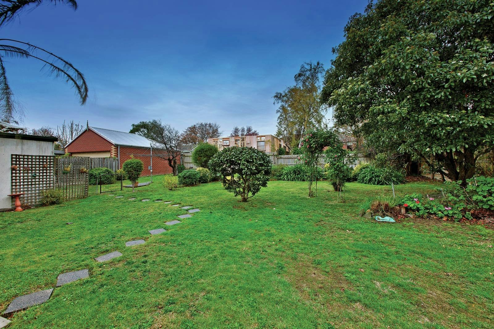 25 Wandsworth Road, Surrey Hills, VIC
