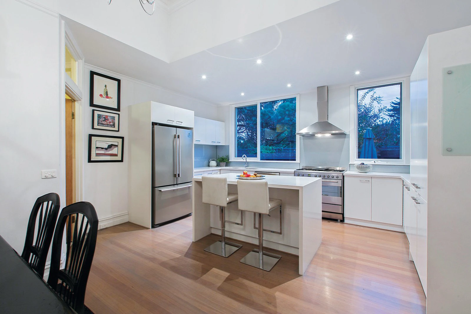 1/1 Royal Crescent, Camberwell, VIC