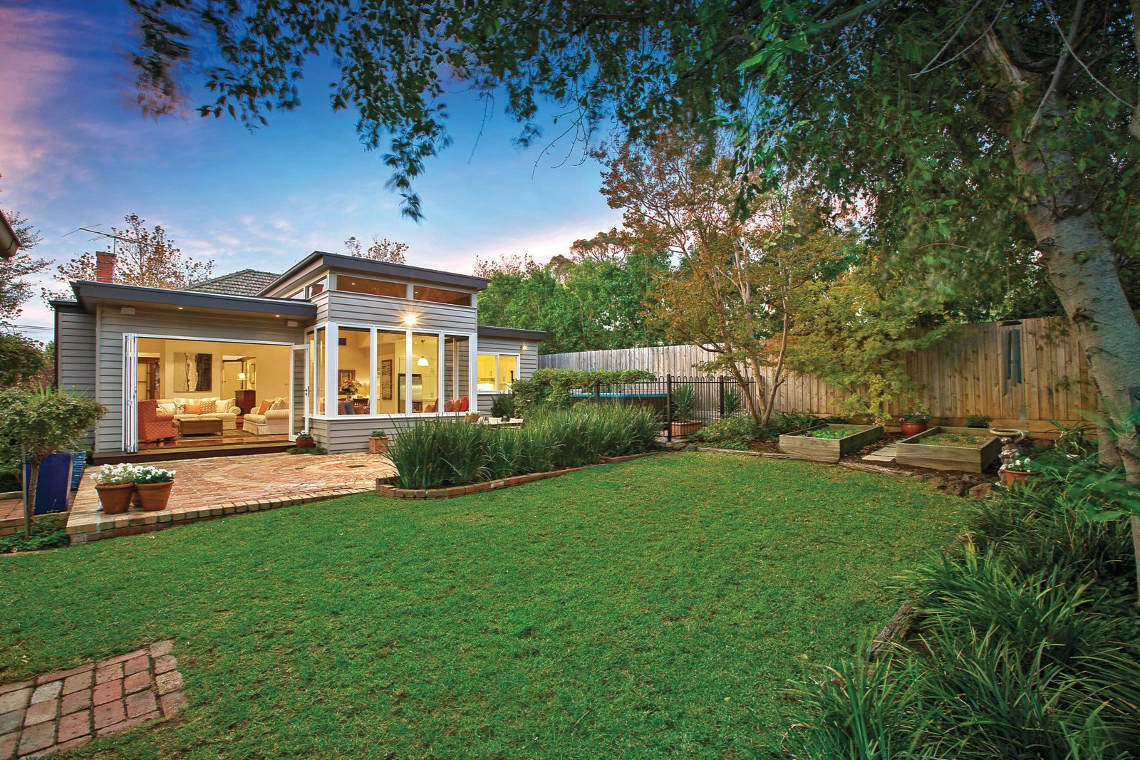 8 White Street, Glen Iris, VIC