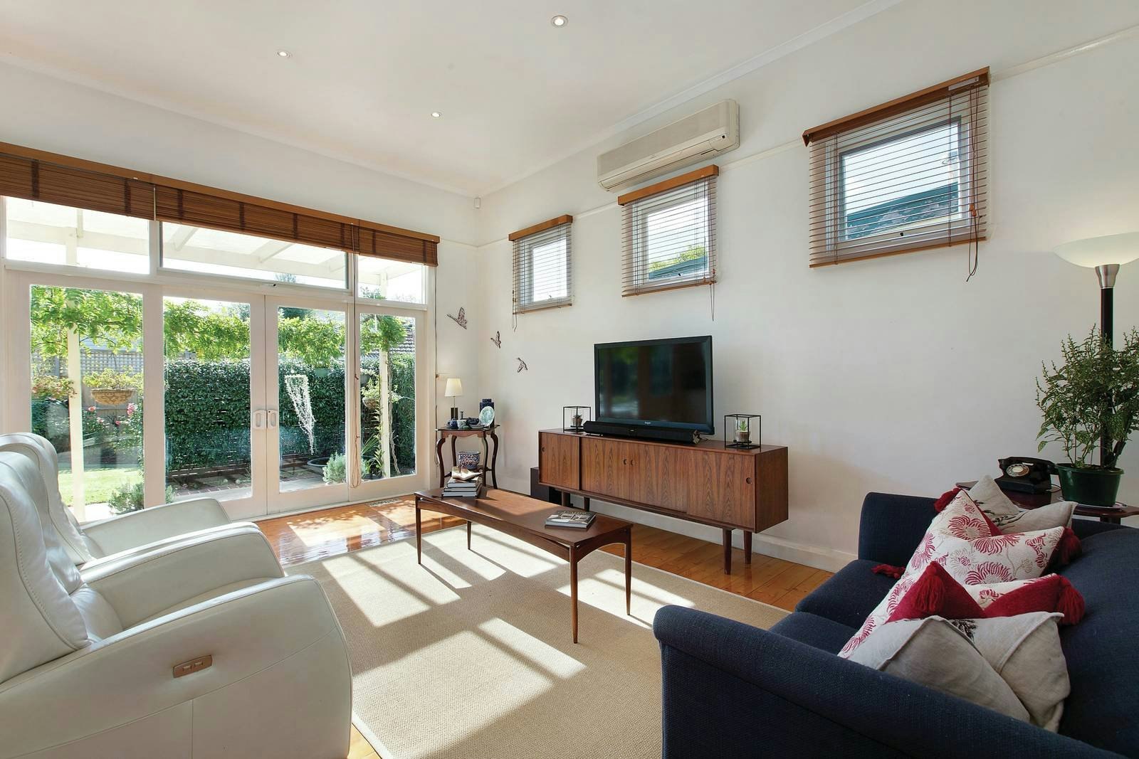 31 Berrima Avenue, Malvern East, VIC