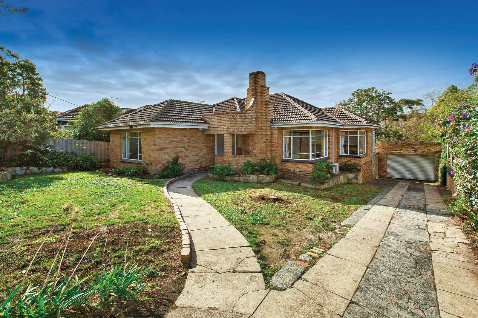 2 Elgar Road, Burwood, VIC