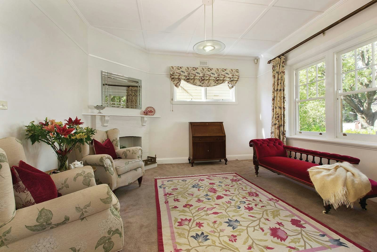 31 Berrima Avenue, Malvern East, VIC