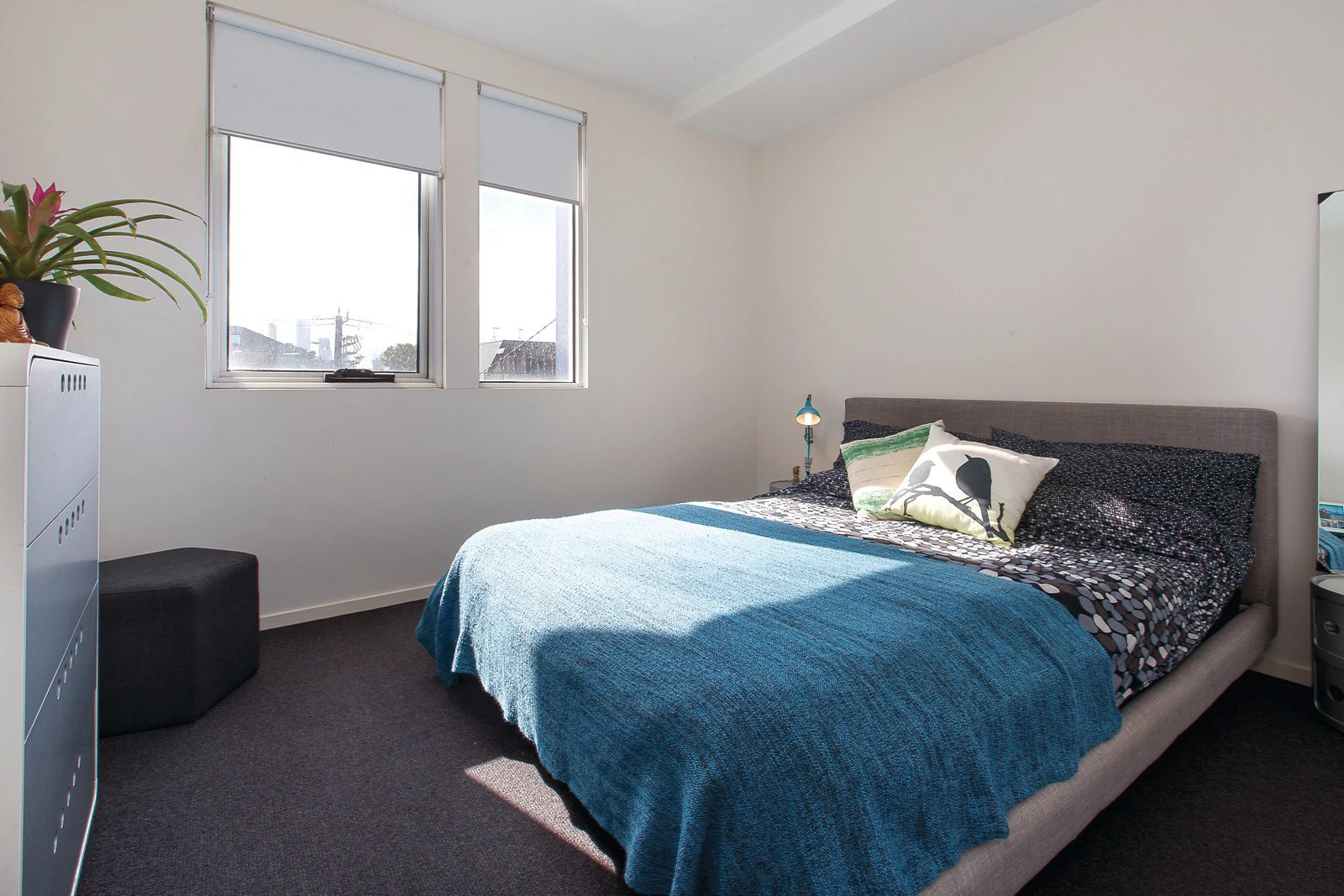 202/52 Dow Street, Port Melbourne, VIC