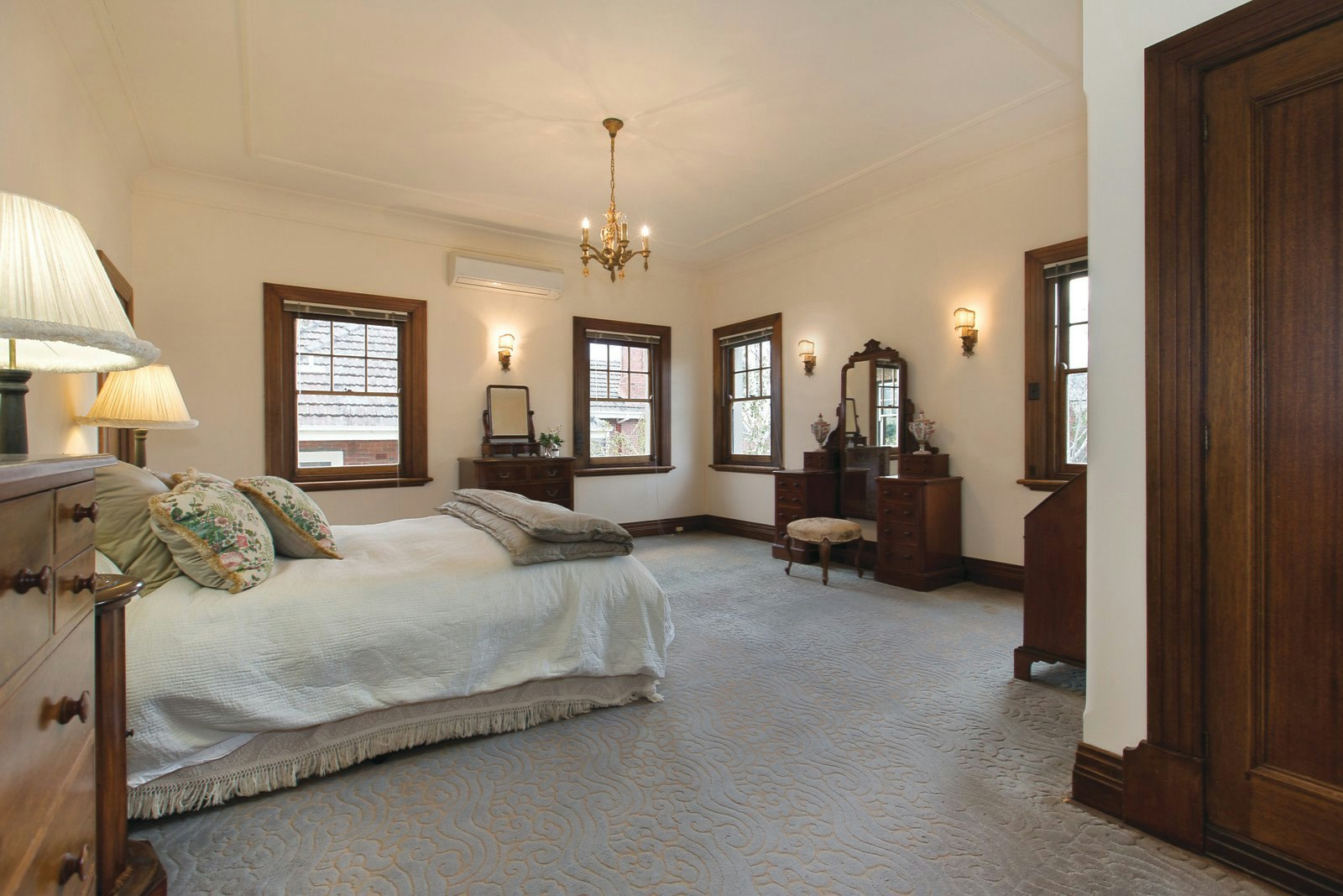 21 Power Avenue, Toorak, VIC