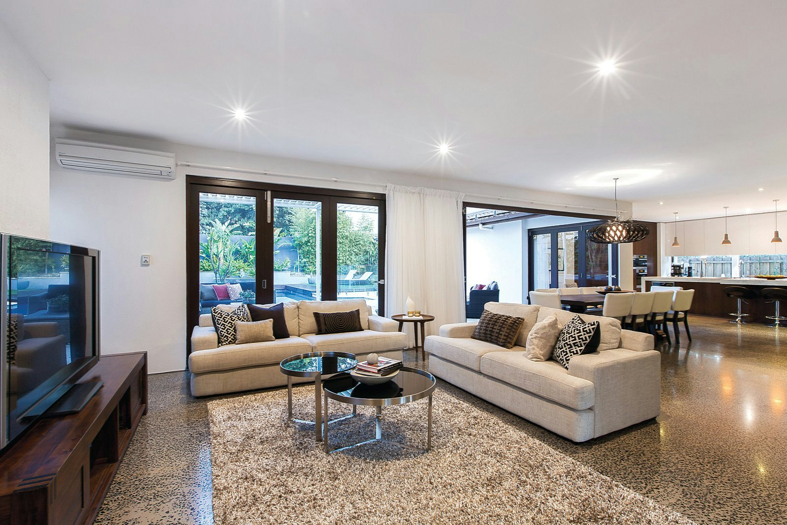 84 Tramway Parade, Beaumaris, VIC