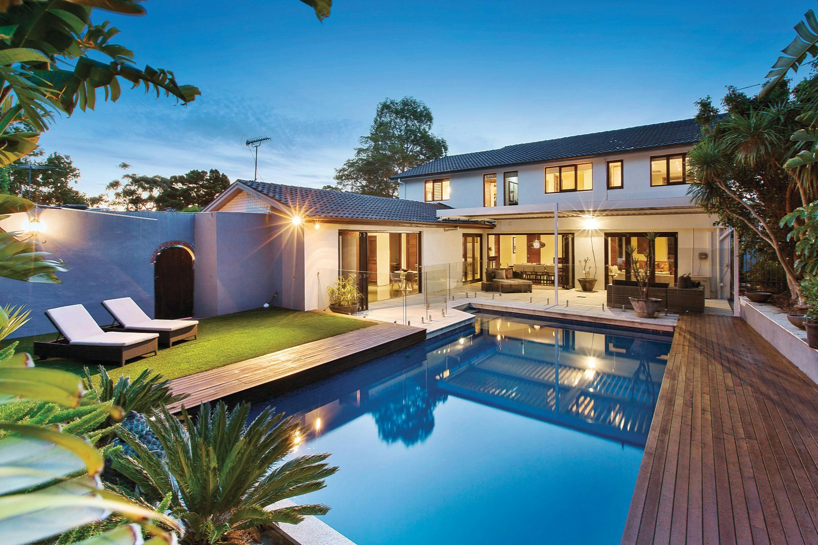 84 Tramway Parade, Beaumaris, VIC