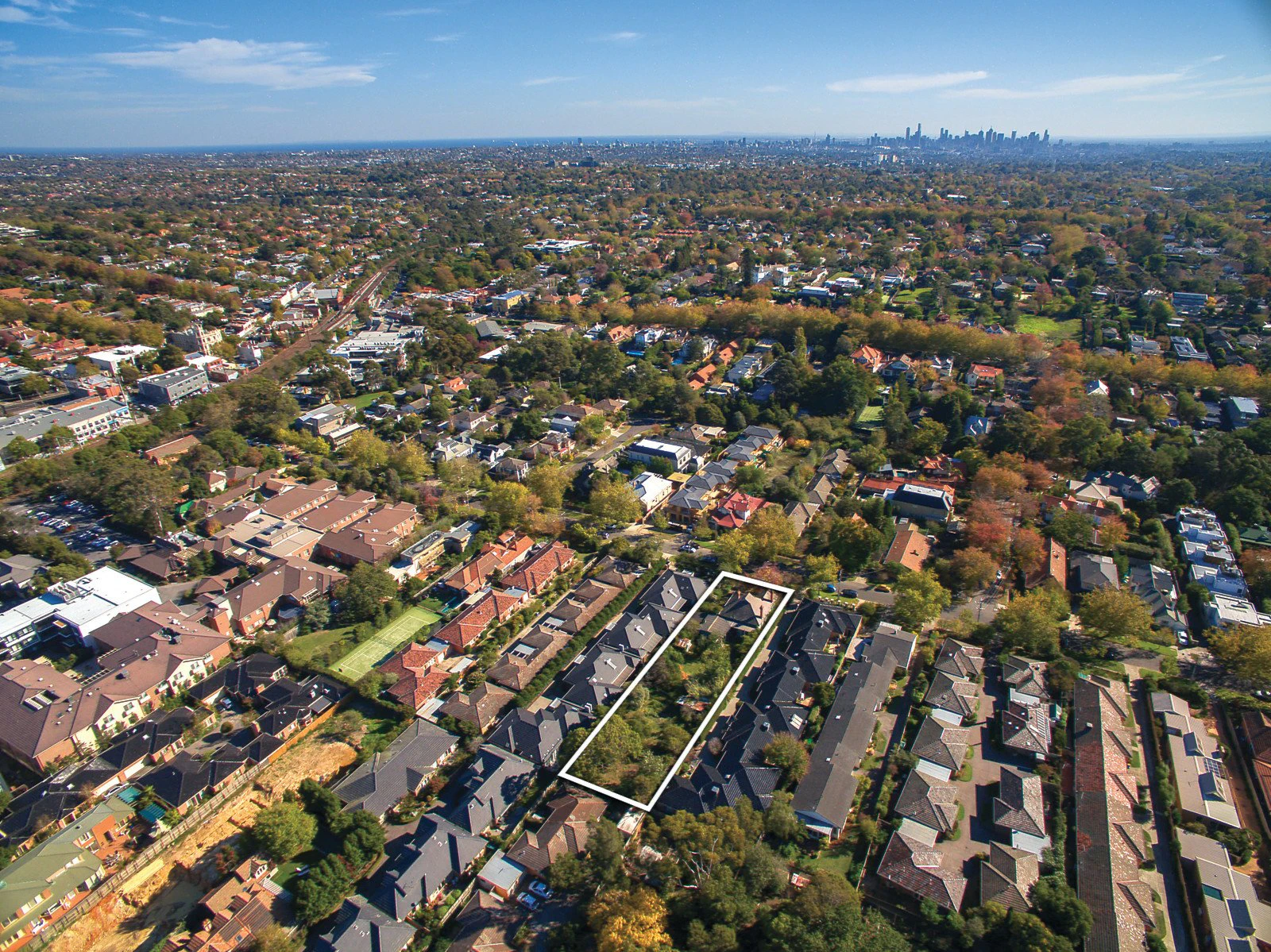 32 Faversham Road, Canterbury, VIC