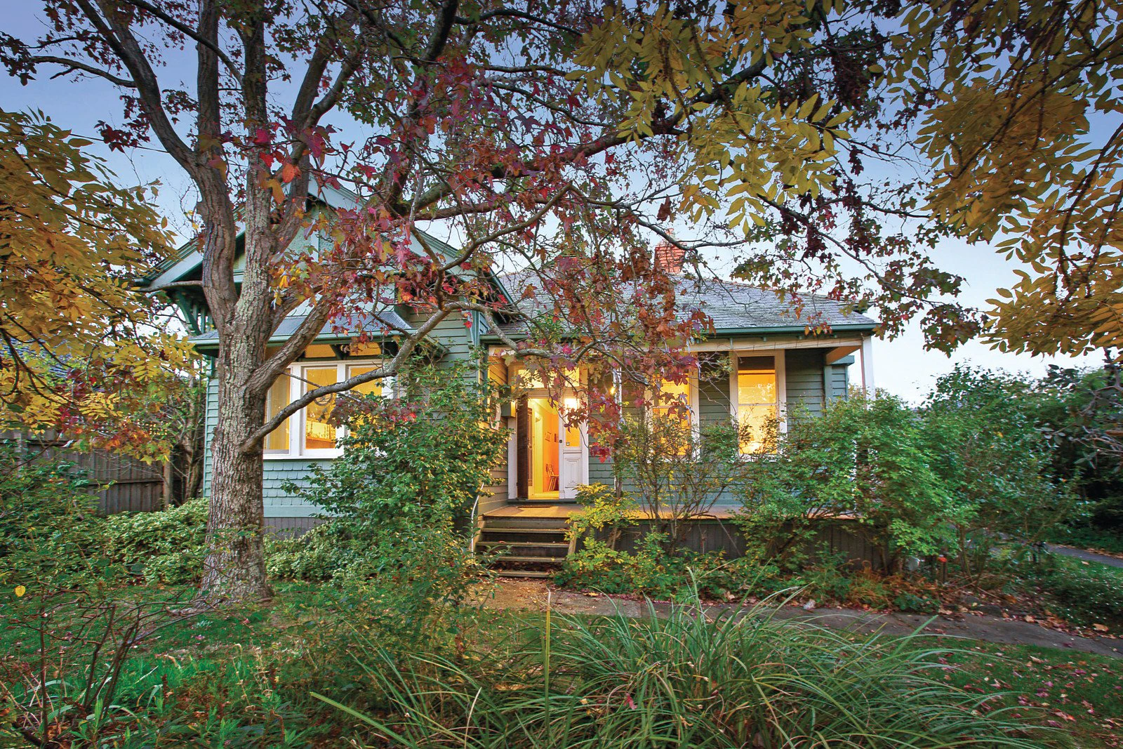 32 Faversham Road, Canterbury, VIC