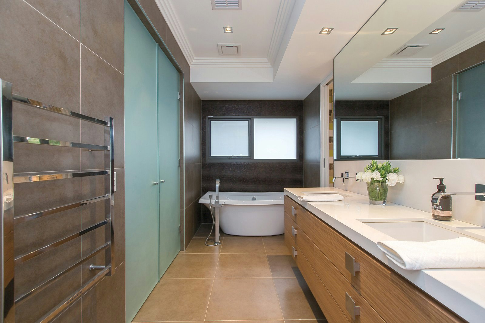 62 Campbell Street, Kew, VIC