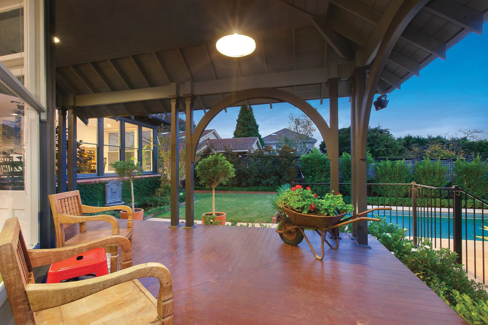 2 Valley View Road, Glen Iris, VIC