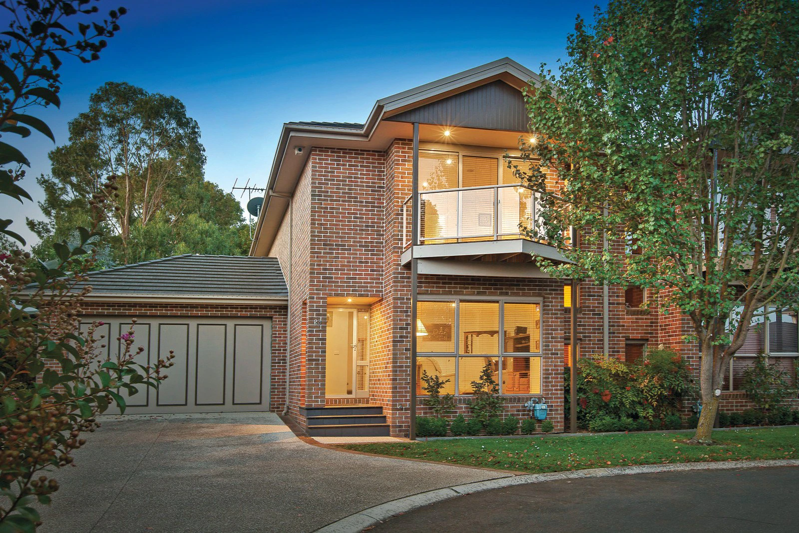 23 Kingswood Rise, Box Hill South, VIC