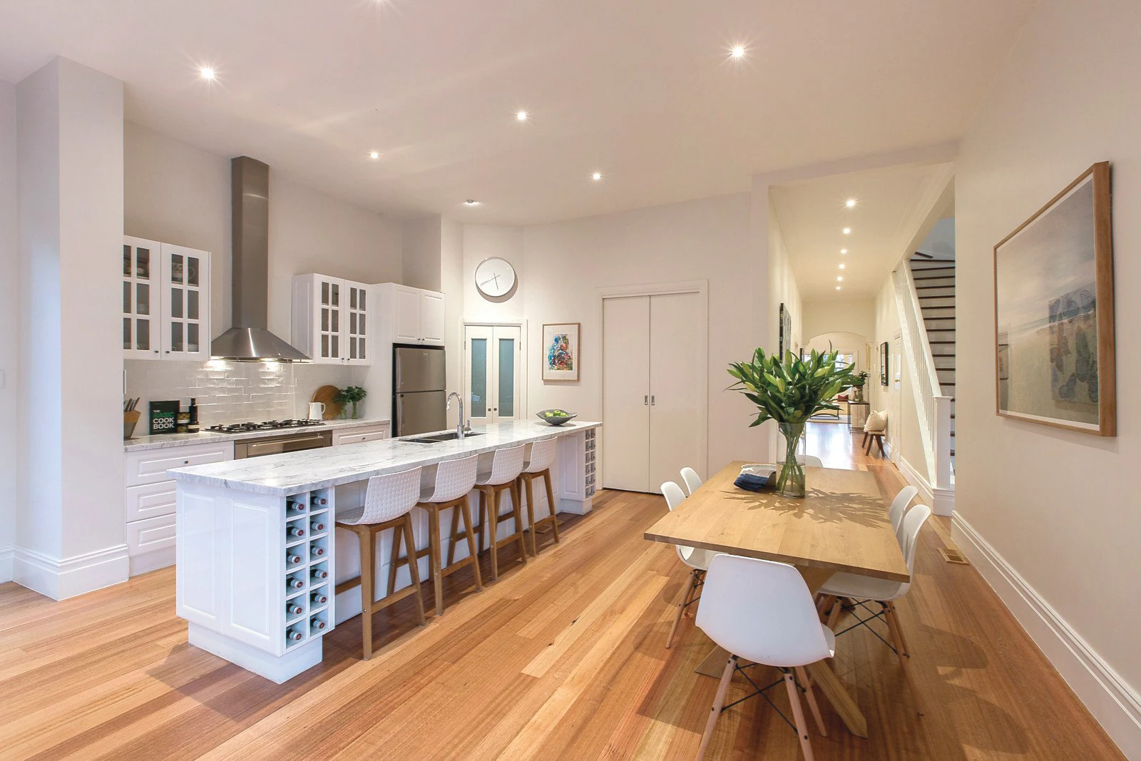 16 Valency Road, Glen Iris, VIC