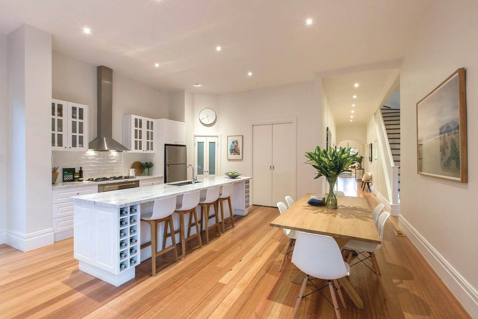 16 Valency Road, Glen Iris, VIC