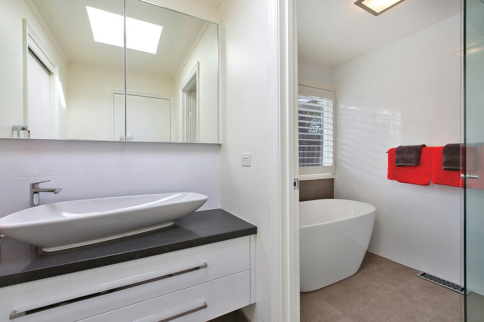 16 Flowerdale Road, Glen Iris, VIC