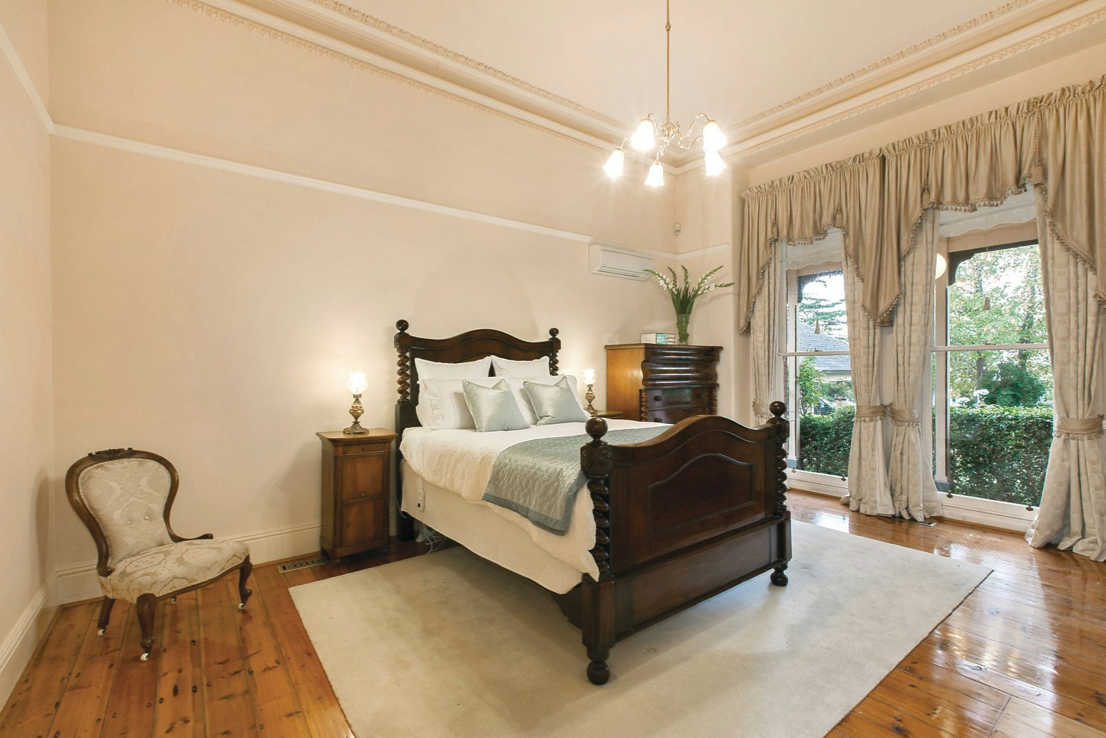 14 Selwyn Street, Canterbury, VIC