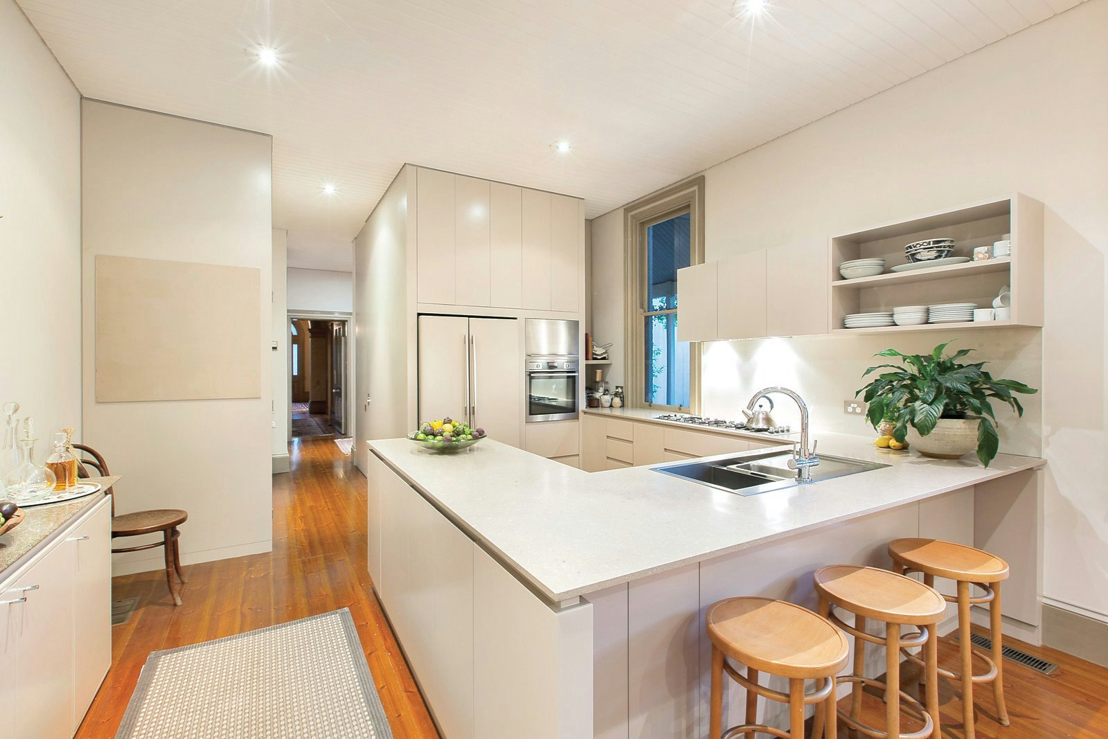 24 St Vincent Place North, Albert Park, VIC