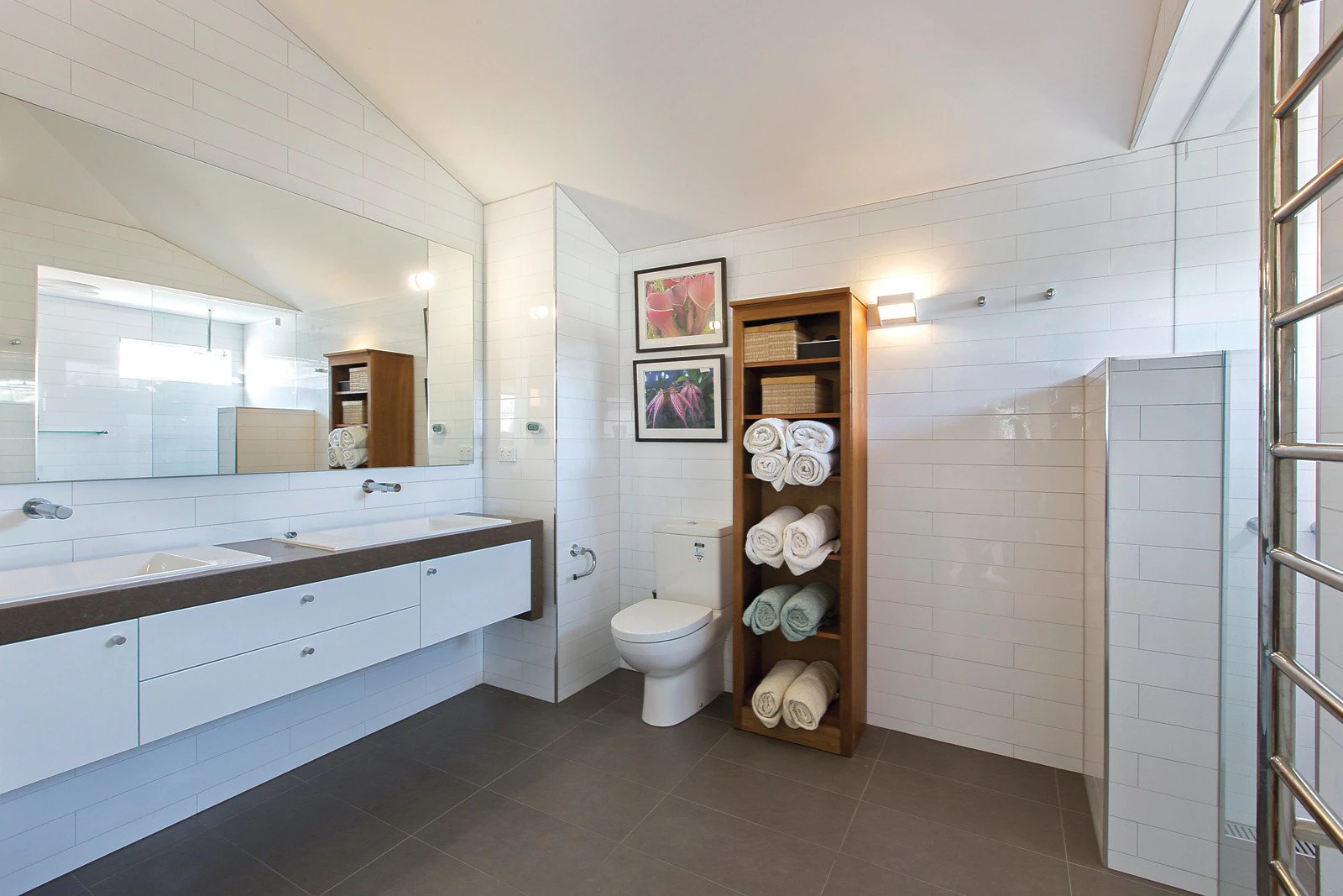 2 Dryden Street, Elwood, VIC