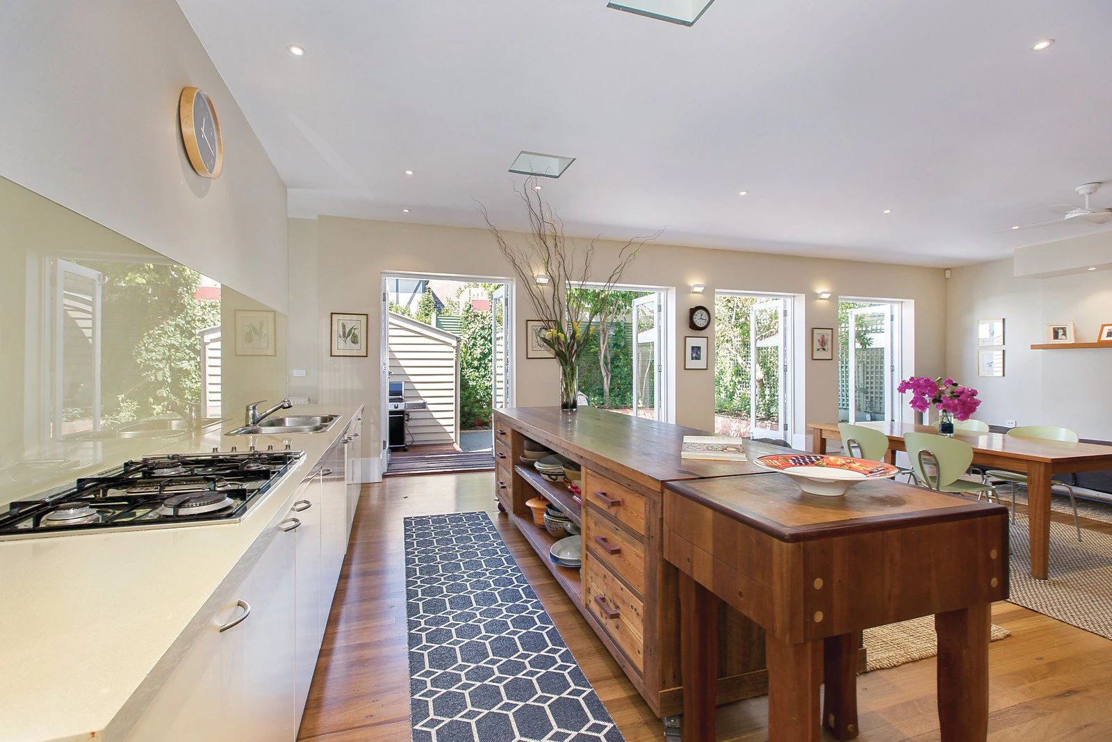 2 Dryden Street, Elwood, VIC
