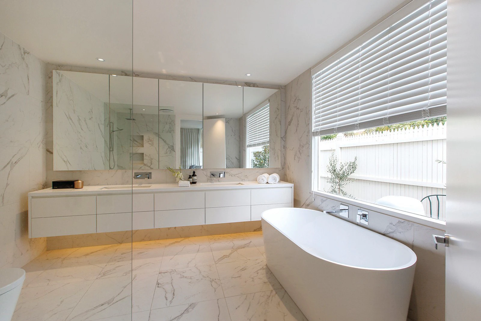 2 Leopold Street, Glen Iris, VIC