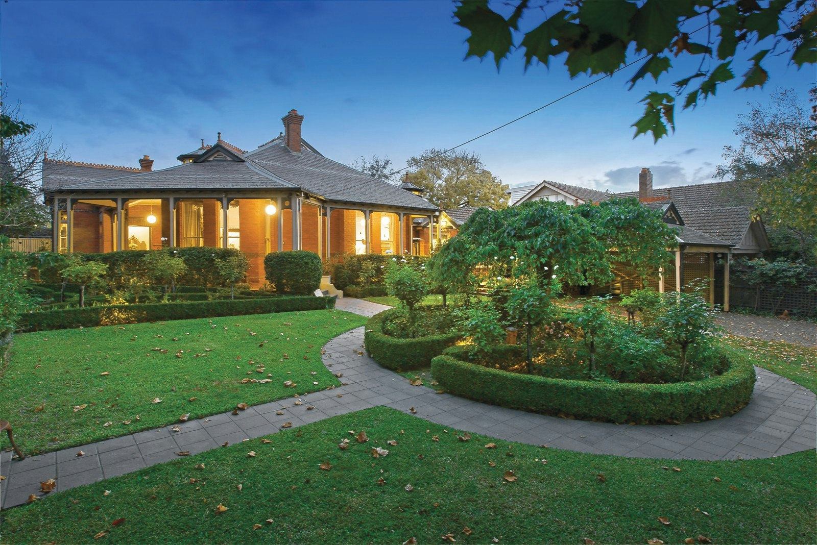 14 Selwyn Street, Canterbury, VIC