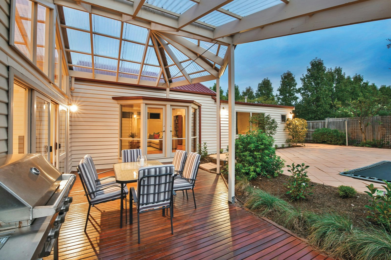 16 Flowerdale Road, Glen Iris, VIC