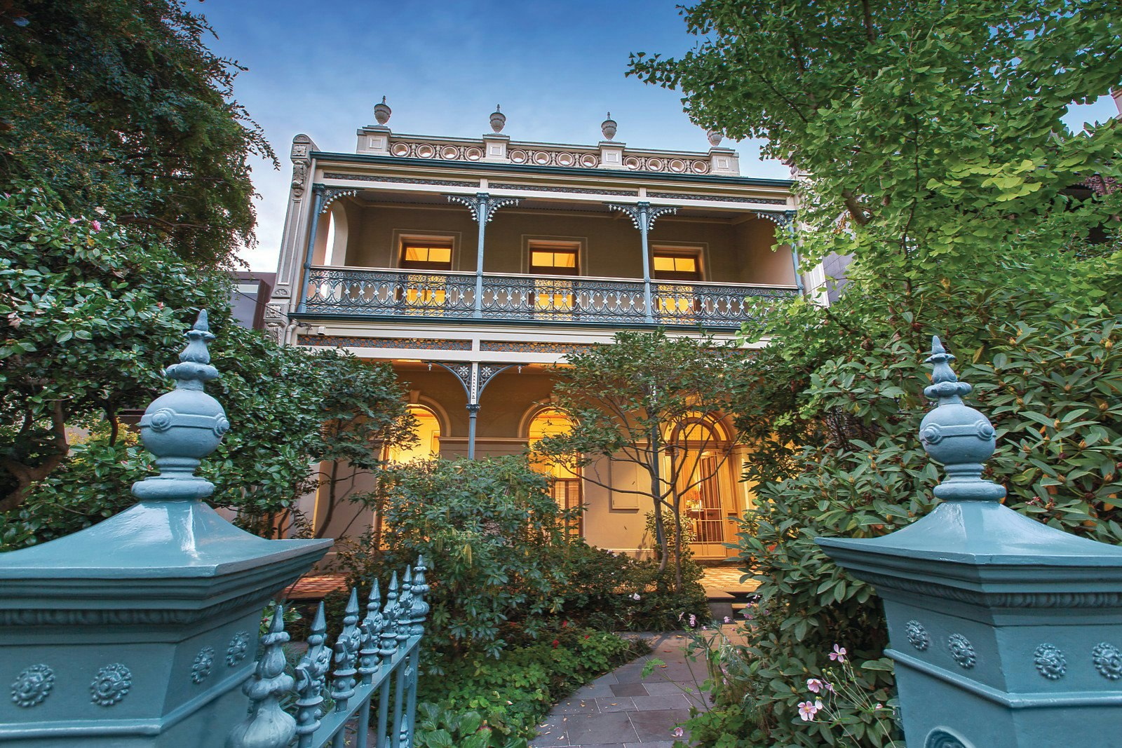 24 St Vincent Place North, Albert Park, VIC