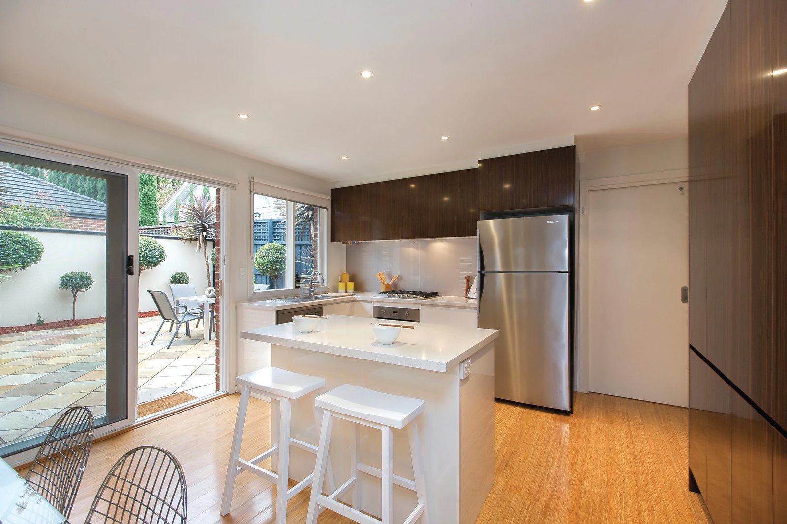 2/13 Tatong Road, Brighton East, VIC