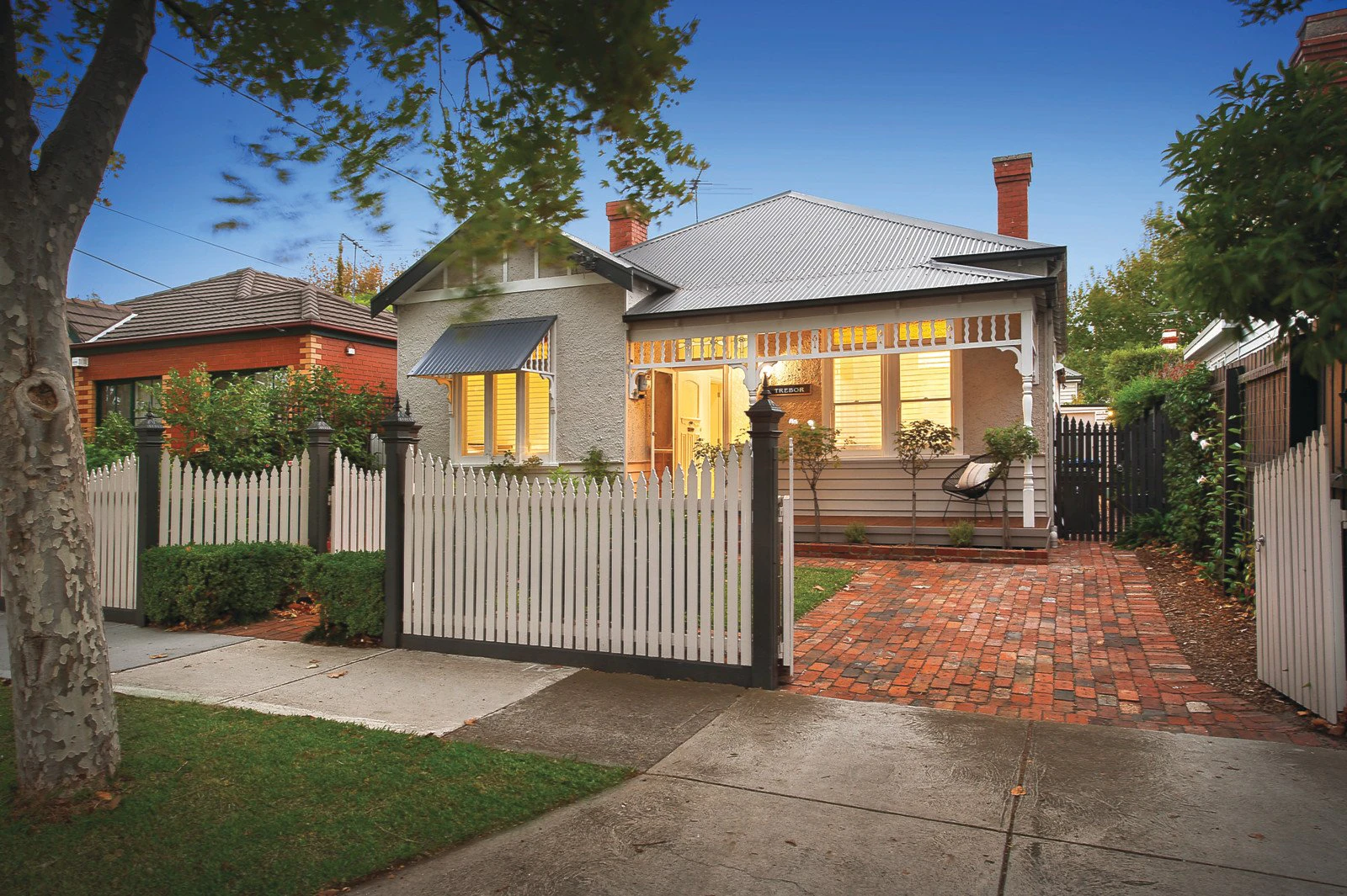 21 Emo Road, Malvern East, VIC