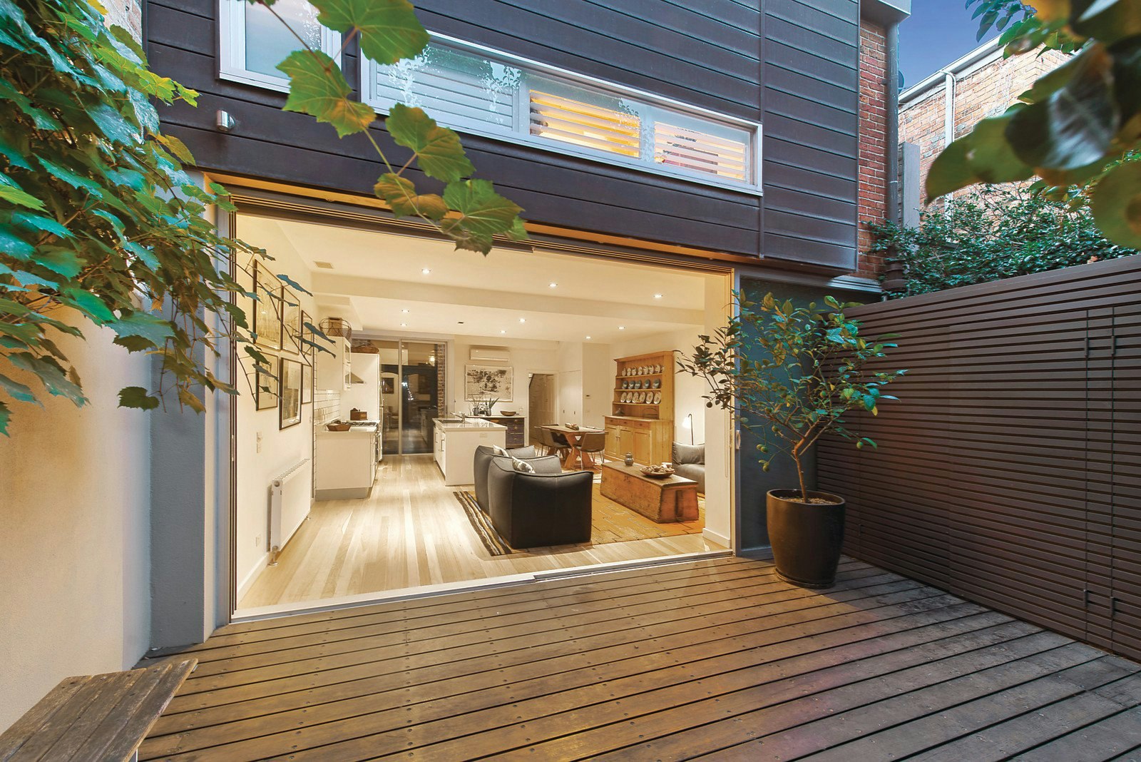 51 Bridport Street, South Melbourne, VIC