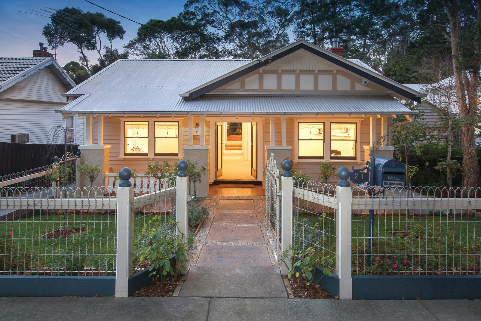 21 Rose Avenue, Surrey Hills, VIC