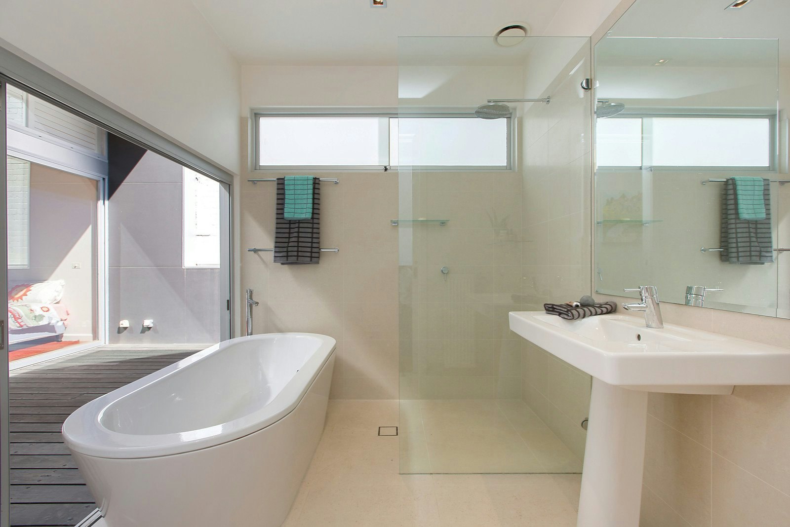 51 Bridport Street, South Melbourne, VIC