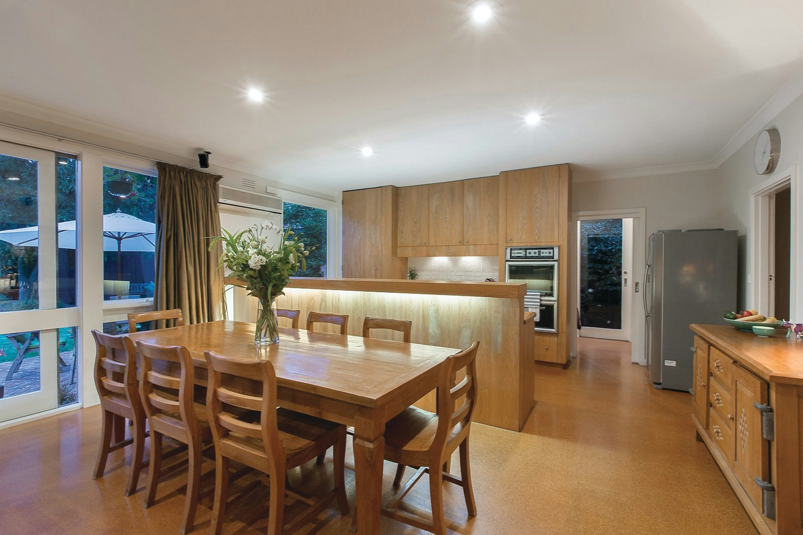 16 Central Park Road, Malvern East, VIC