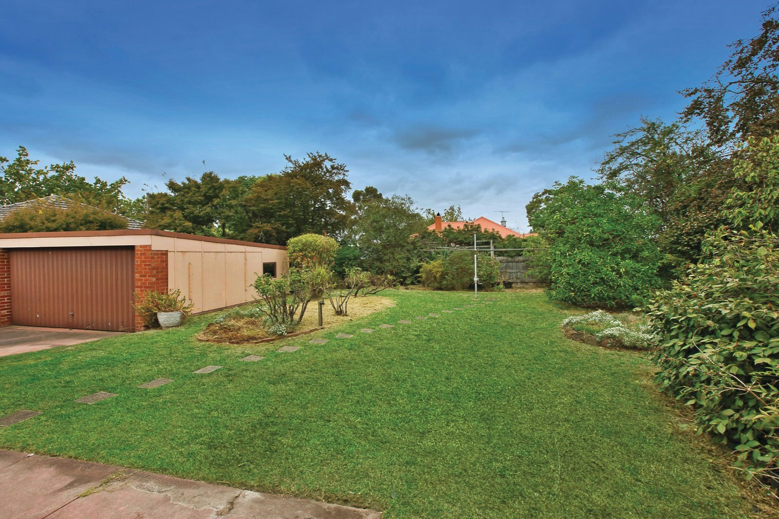 18 Weybridge Street, Surrey Hills, VIC