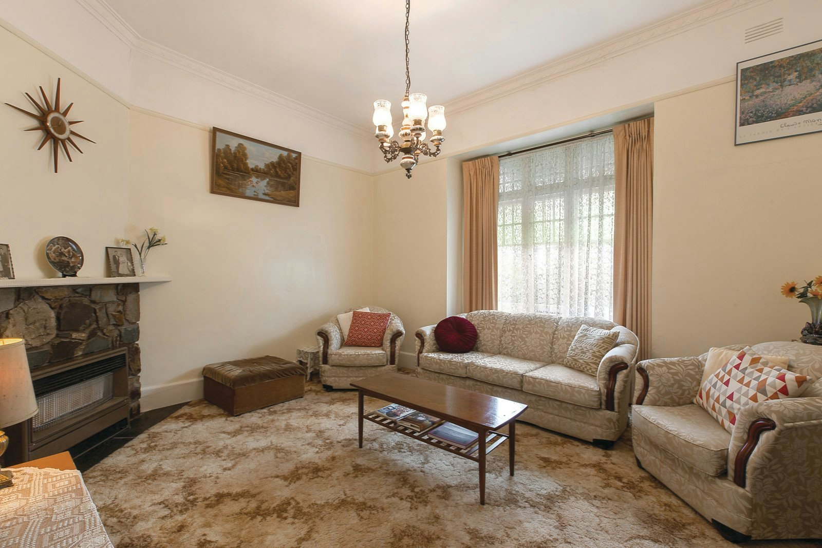 4 Royston Avenue, Malvern East, VIC