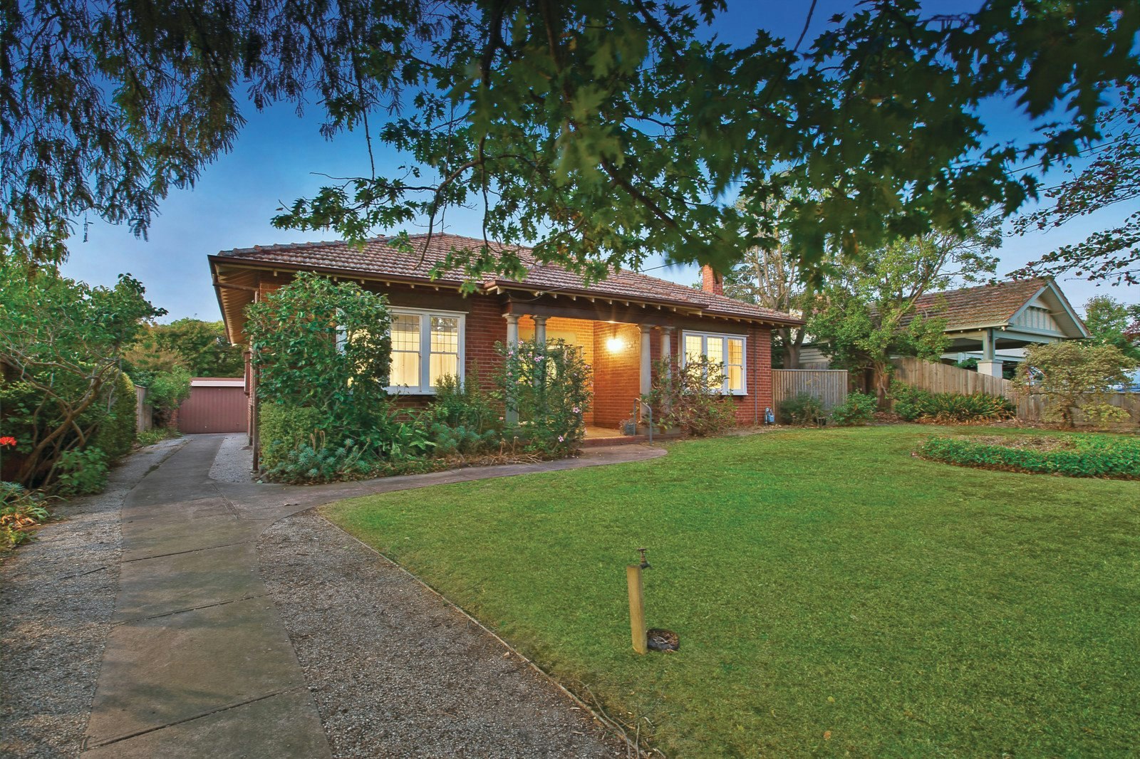 18 Weybridge Street, Surrey Hills, VIC