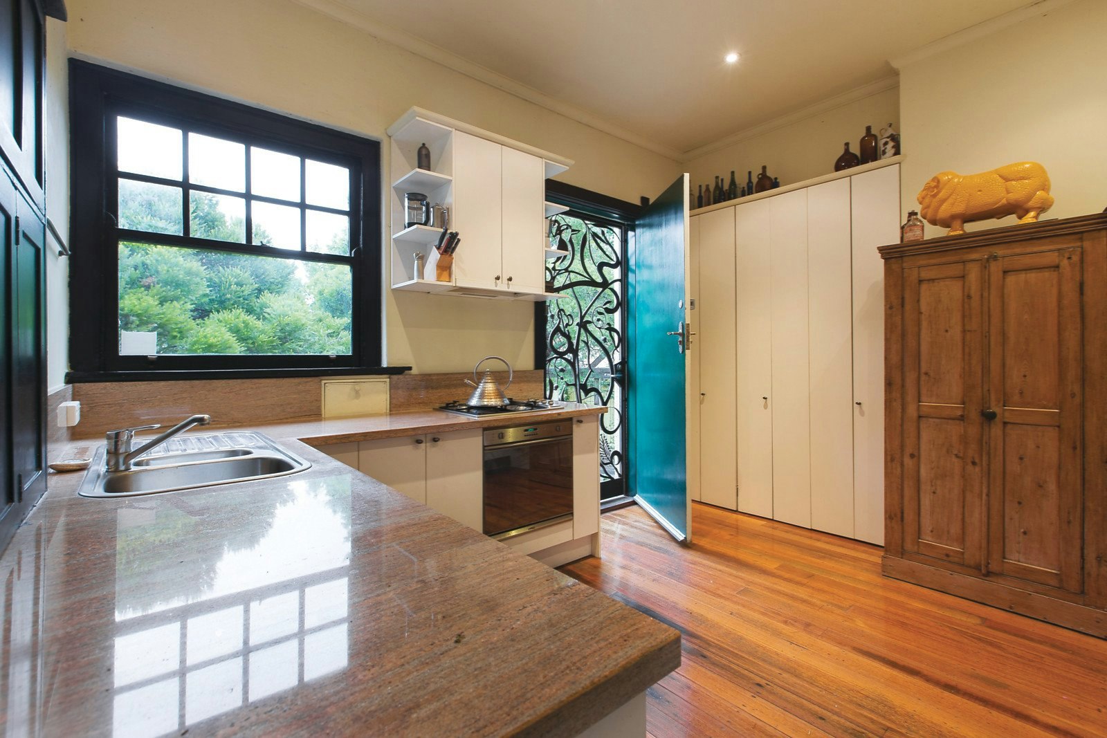 11/9-11 Milton Street, Elwood, VIC