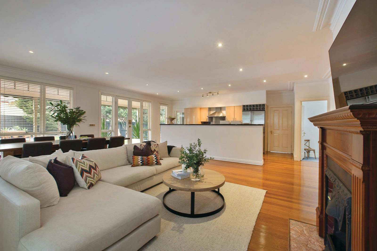 25 Belgrave Road, Malvern East, VIC