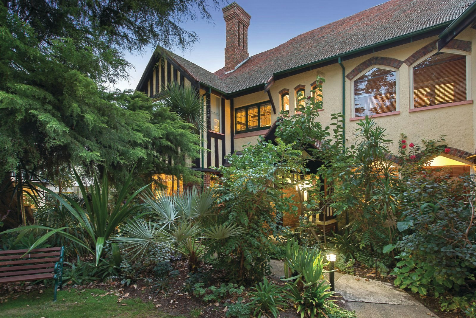 11/9-11 Milton Street, Elwood, VIC