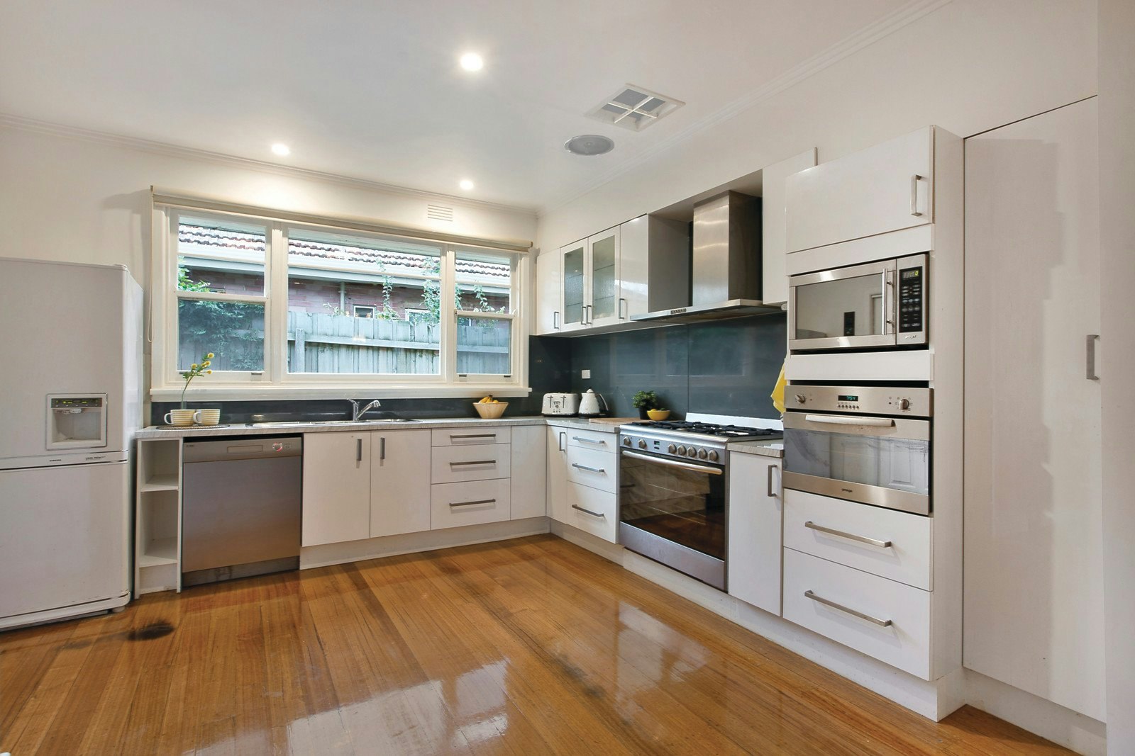 31 Somers Street, Burwood, VIC